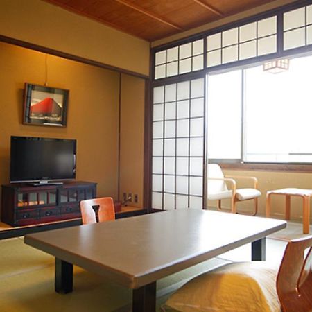 Choraku Ryokan Кобе Экстерьер фото