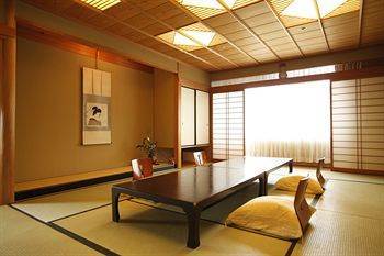 Choraku Ryokan Кобе Экстерьер фото