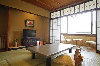 Choraku Ryokan Кобе Экстерьер фото