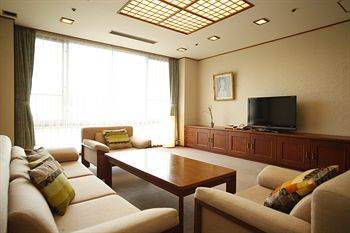 Choraku Ryokan Кобе Экстерьер фото